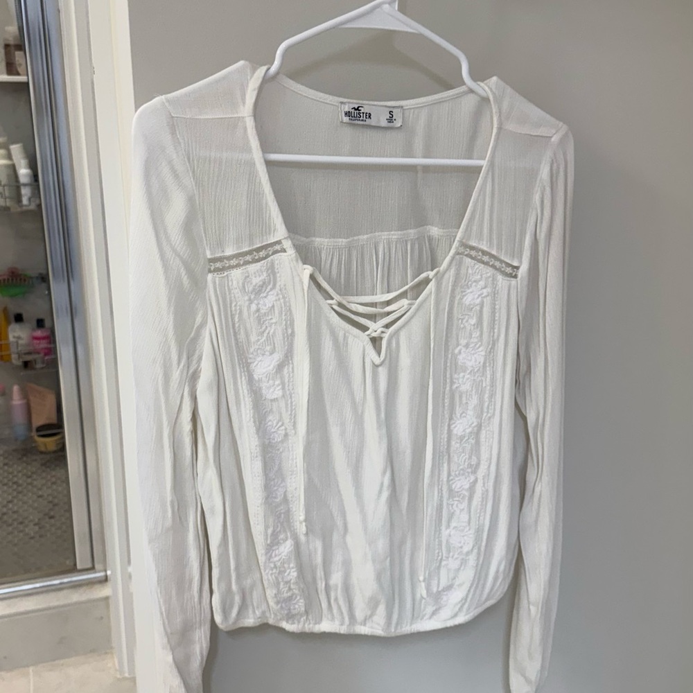 Hollister White Embroidered Women's Top